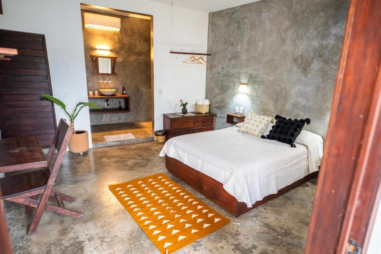 Casa Monika Hotel Puerto Escondido  Buitenkant foto