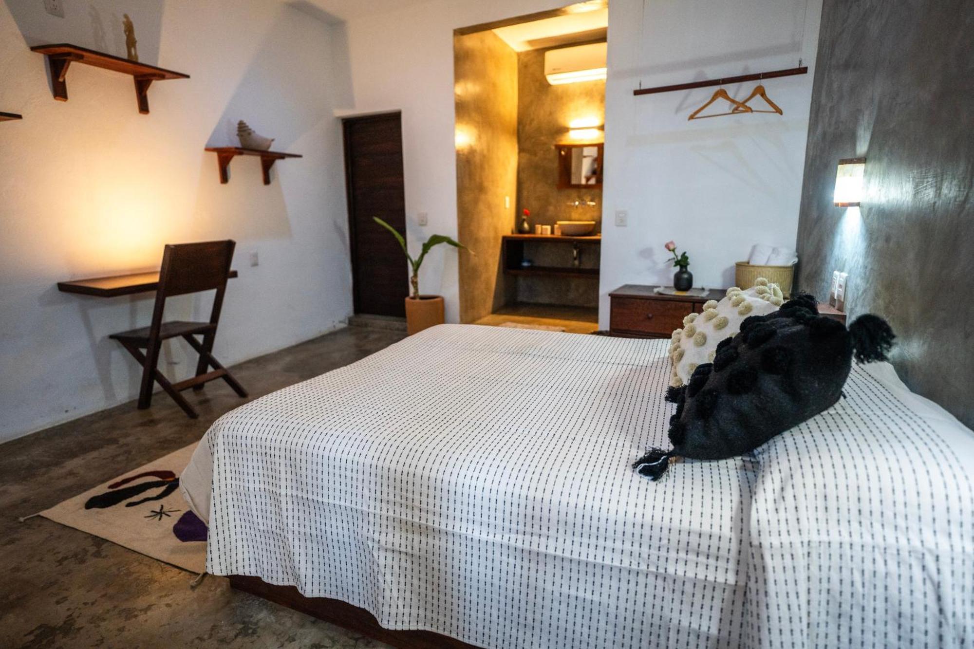 Casa Monika Hotel Puerto Escondido  Buitenkant foto
