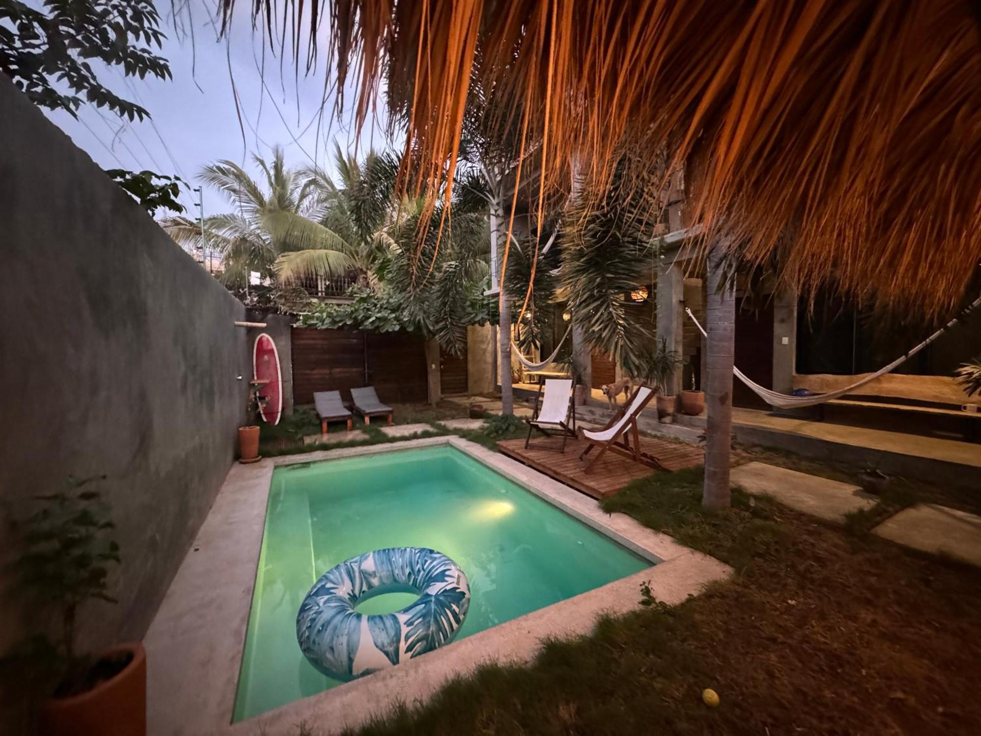 Casa Monika Hotel Puerto Escondido  Buitenkant foto